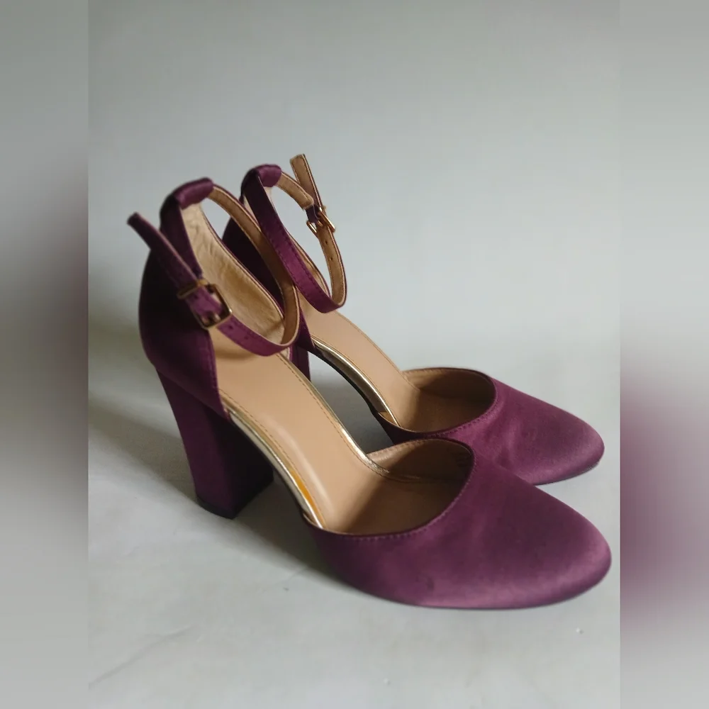 Women's A New Day burgundy fabric ankle strap heeled shoes Sz7M thick heel - Picture 7 of 16